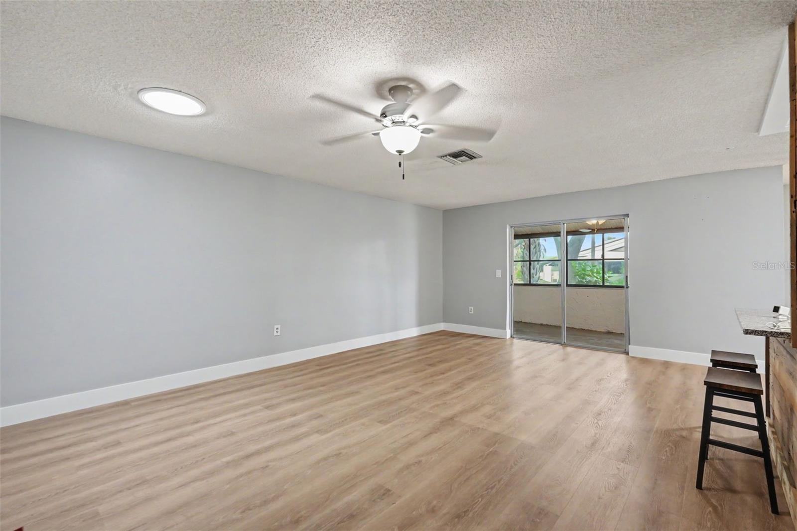 1208 Highland Ave Se #121 Property Photo 9