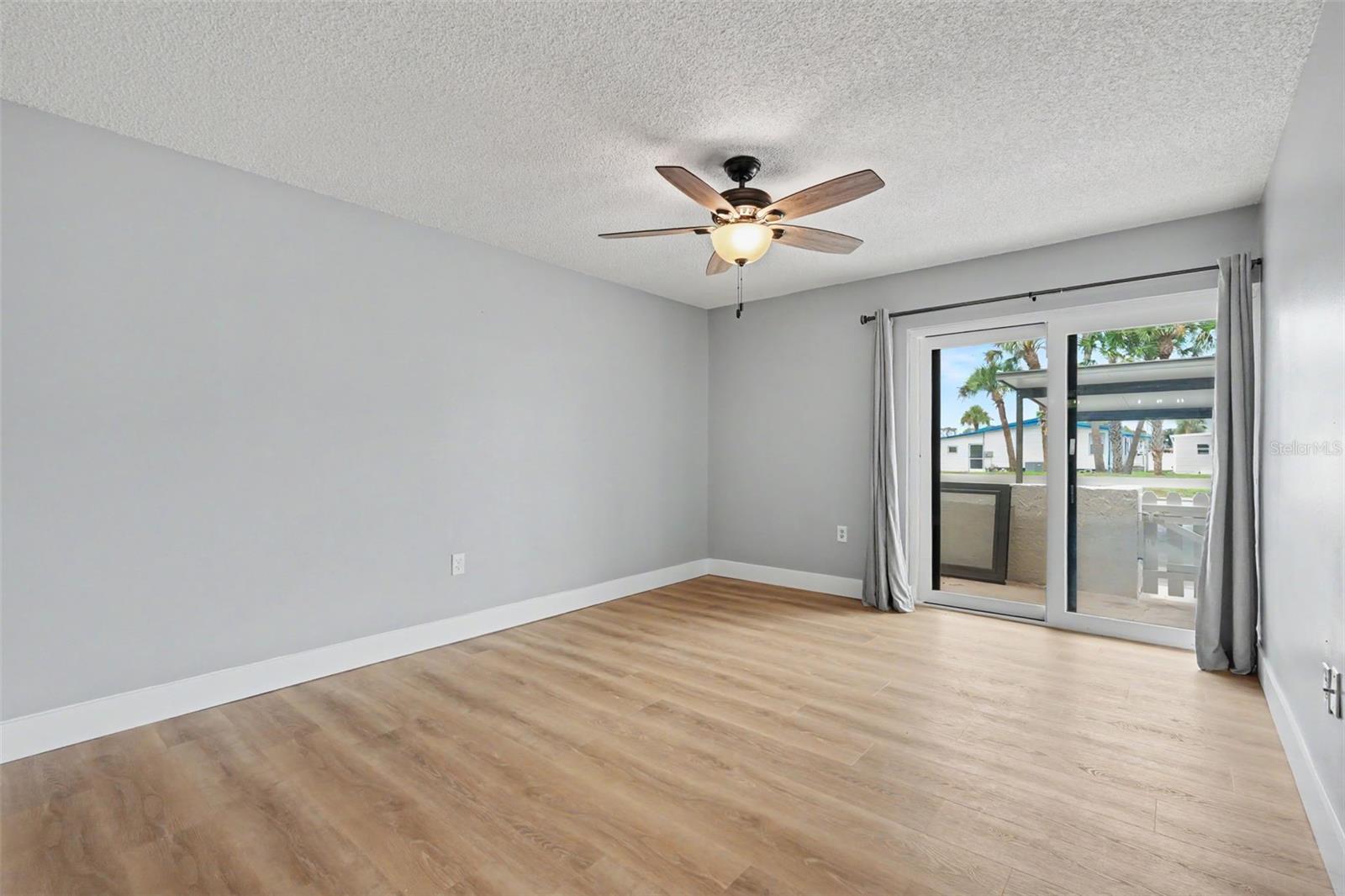 1208 Highland Ave Se #121 Property Photo 12