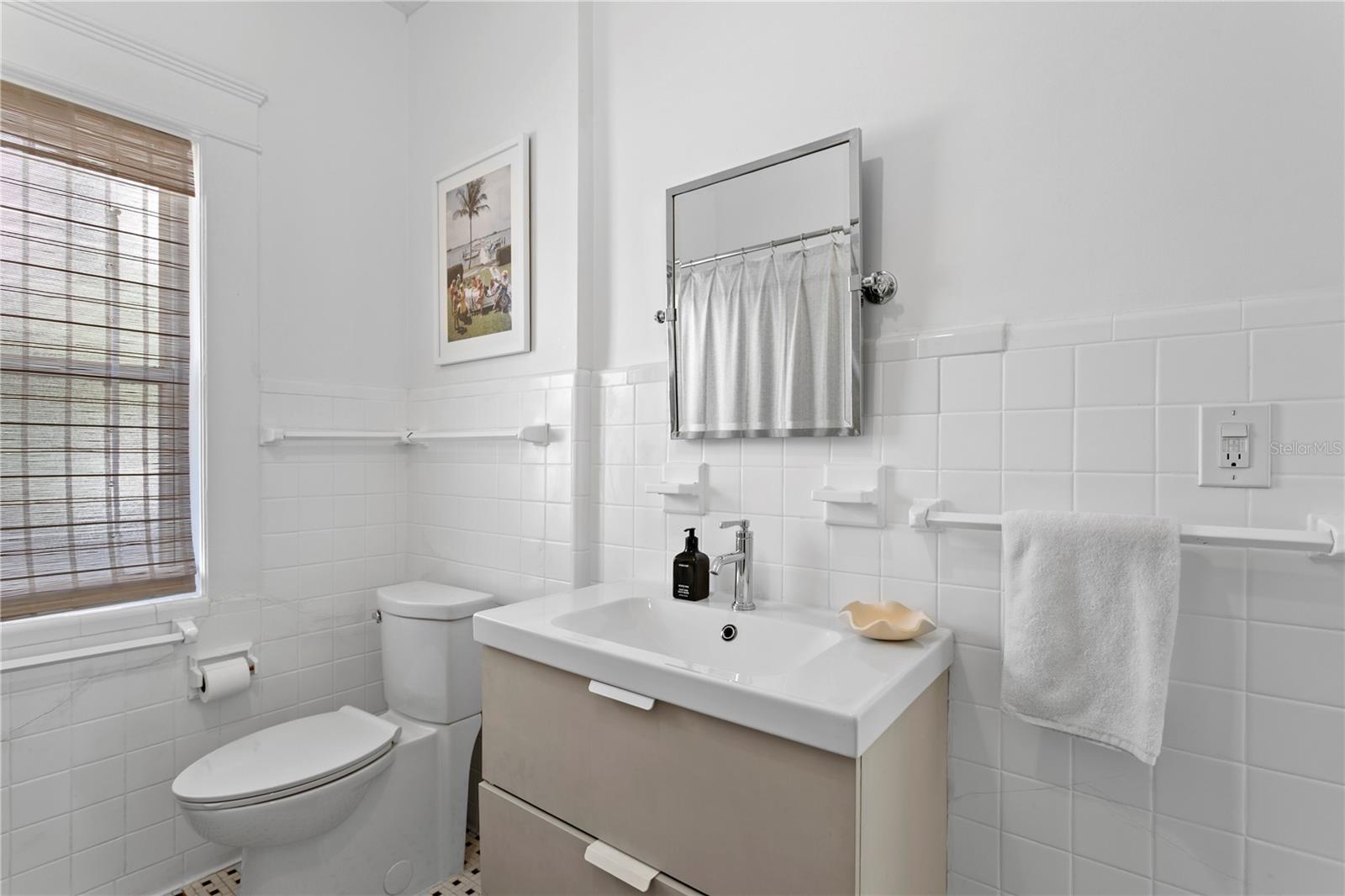 3407 W San Pedro St Property Photo 28