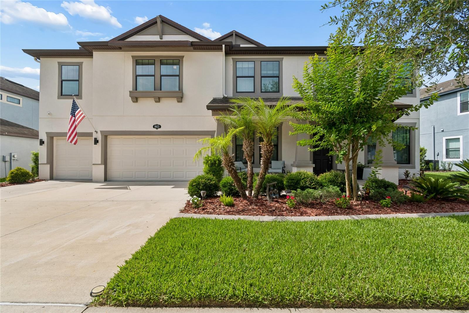 10623 Mistflower Ln Property Photo 1
