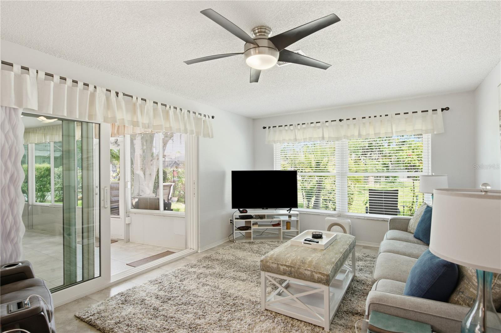 5468 Nimitz Rd Property Photo 20