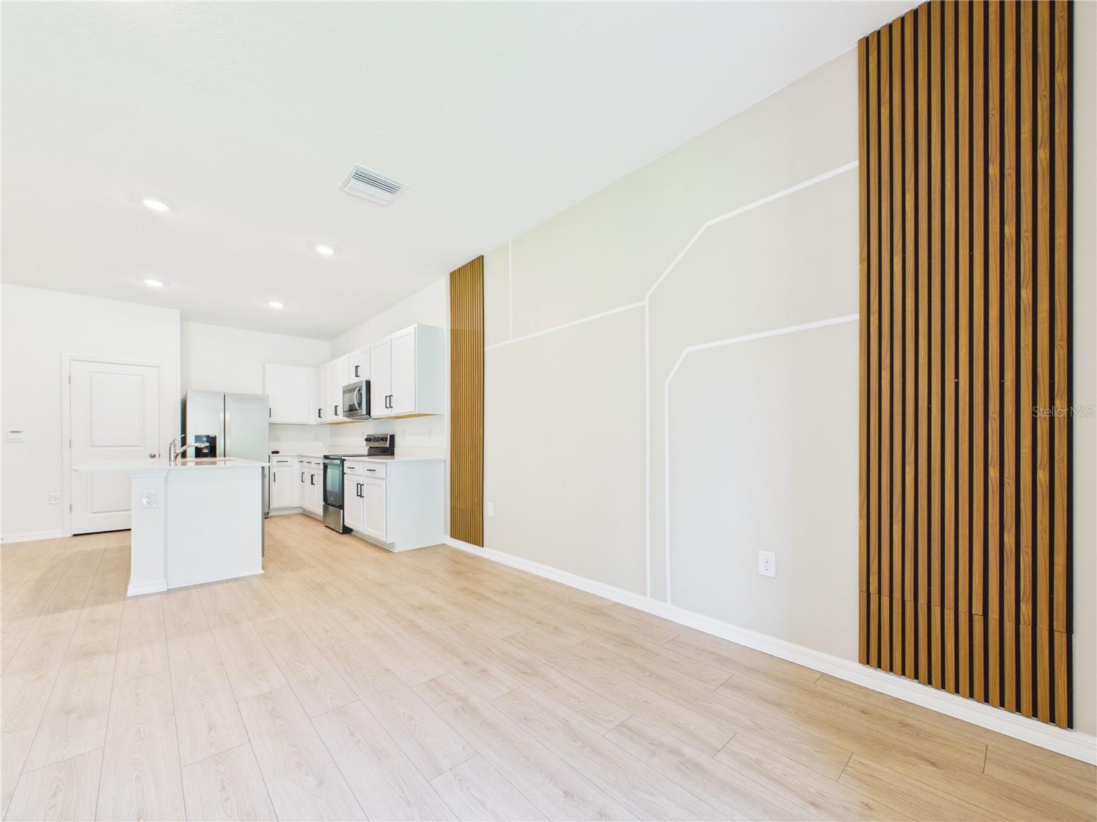 32519 Welling Blade Loop Property Photo 10