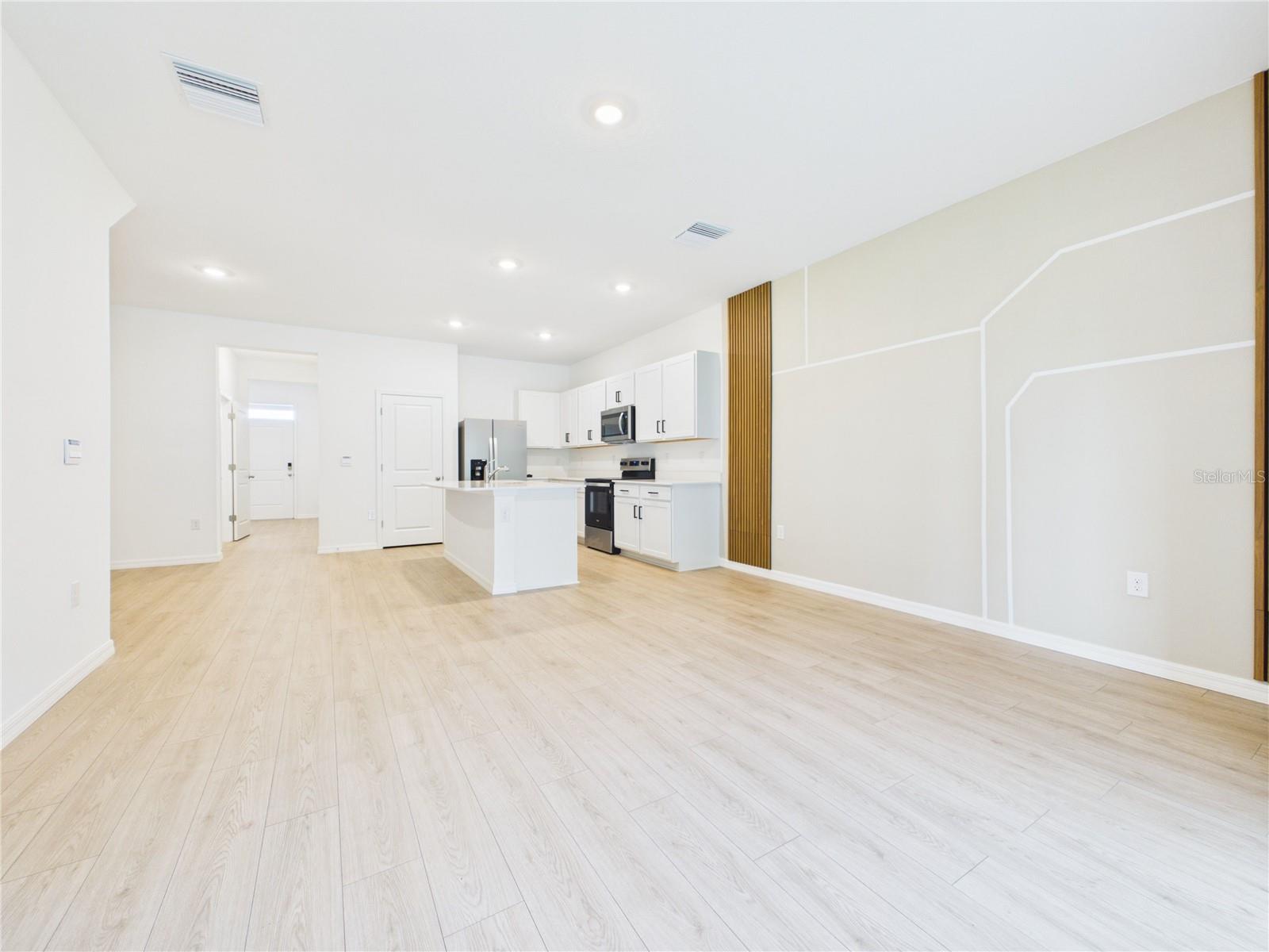32519 Welling Blade Loop Property Photo 17