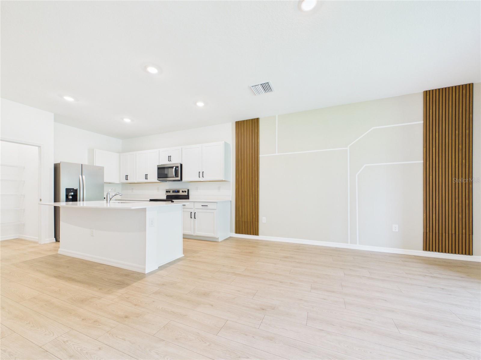 32519 Welling Blade Loop Property Photo 24