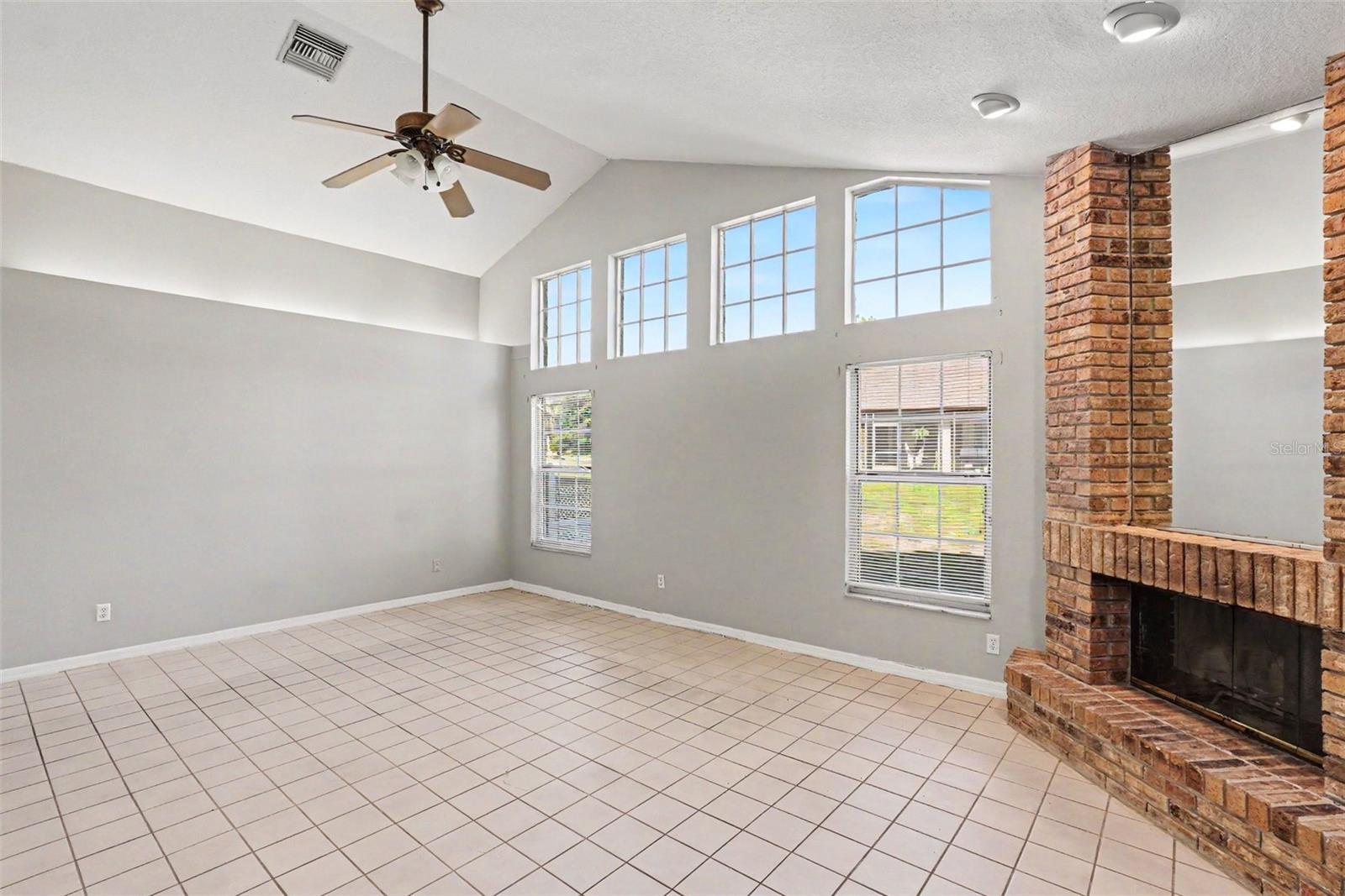 13037 Everard Dr Property Photo 7
