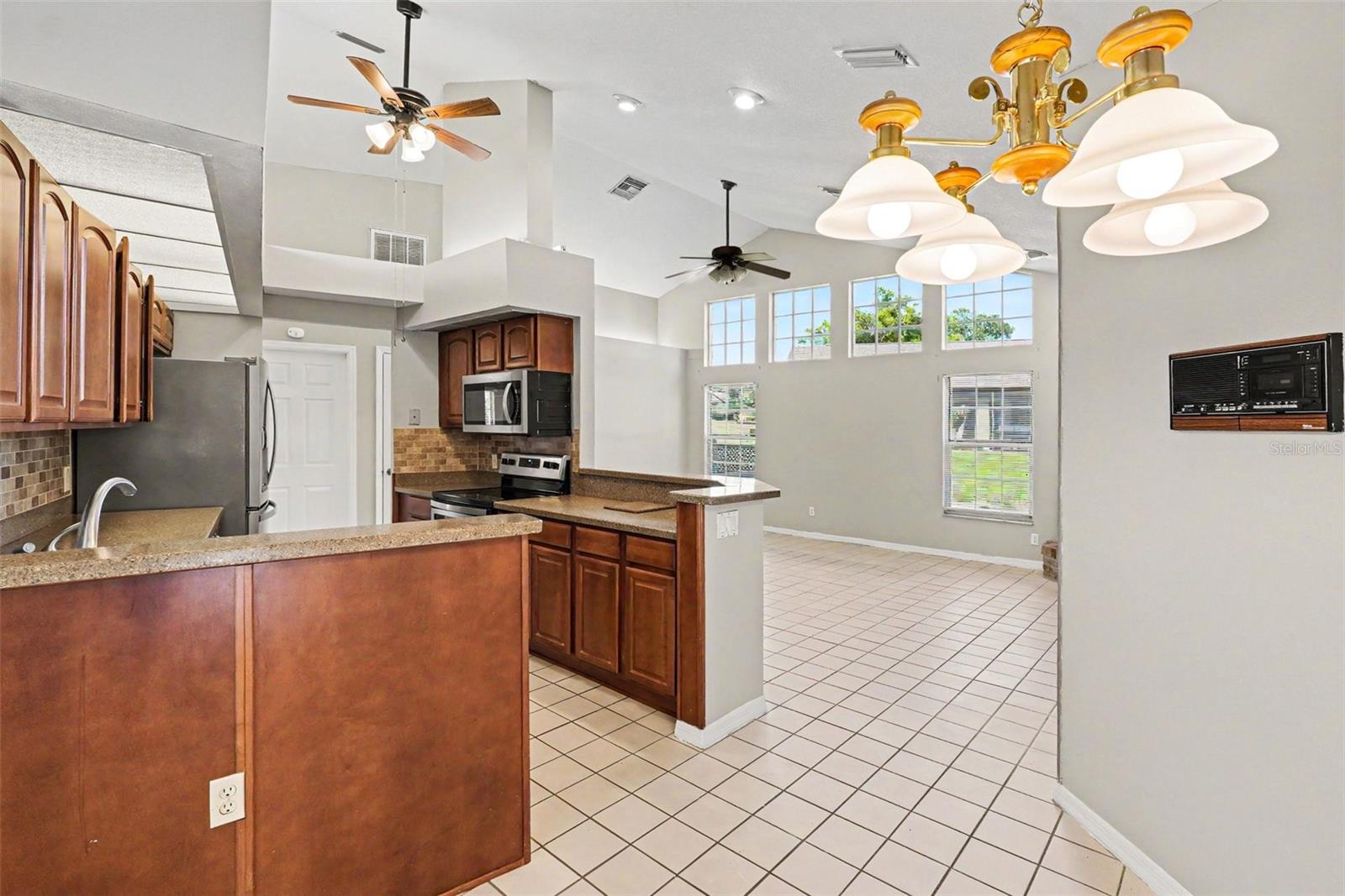 13037 Everard Dr Property Photo 12