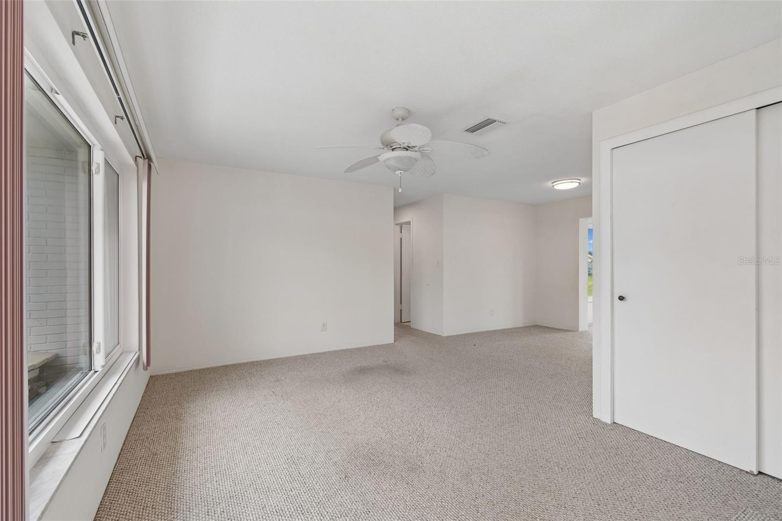 14142 90th Ave Property Photo 4