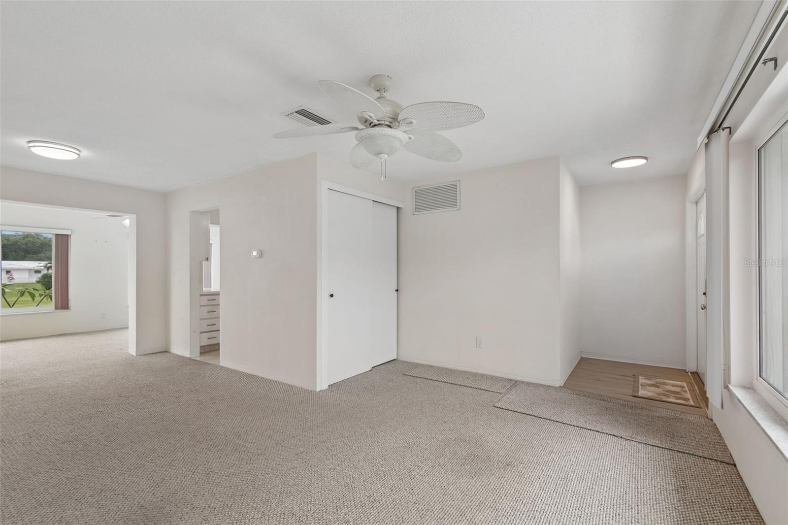 14142 90th Ave Property Photo 5