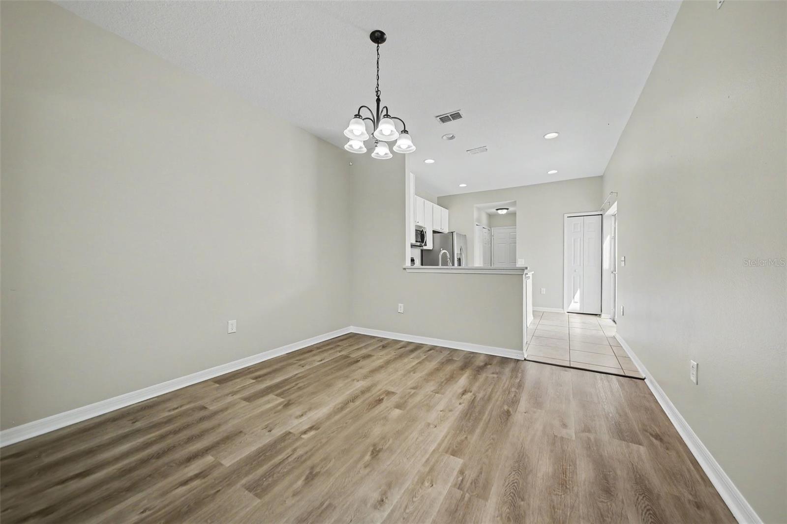 5579 Somersby Rd Property Photo 6