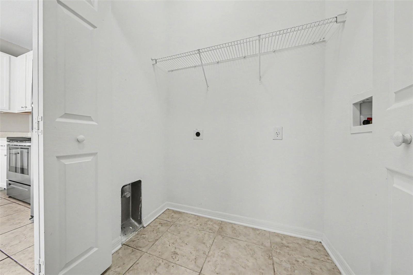 5579 Somersby Rd Property Photo 23