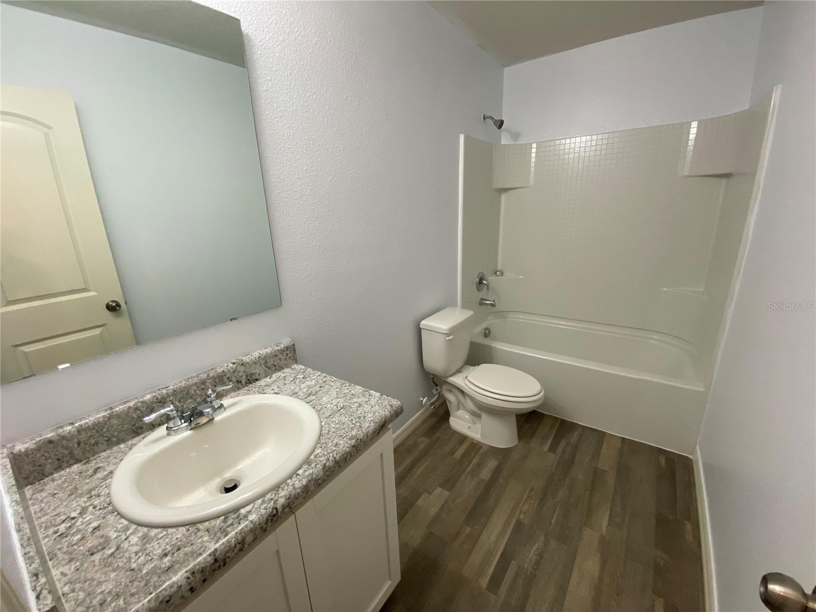 204 Gladiola Ct Property Photo 16