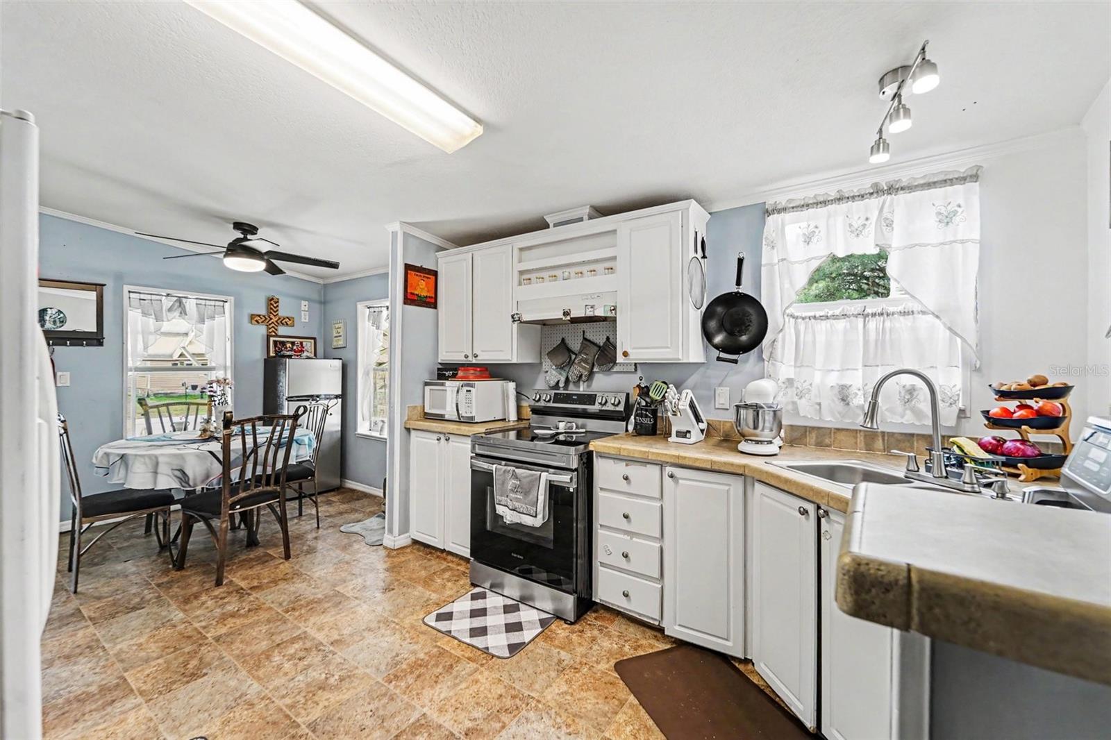 38030 Lawanda Loop Property Photo 14