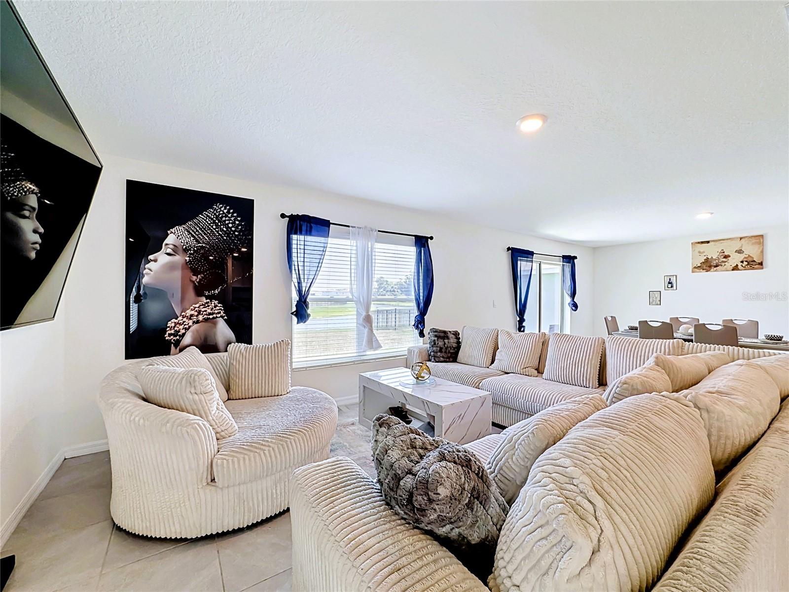 12142 Mountain Island Trl Property Photo 5