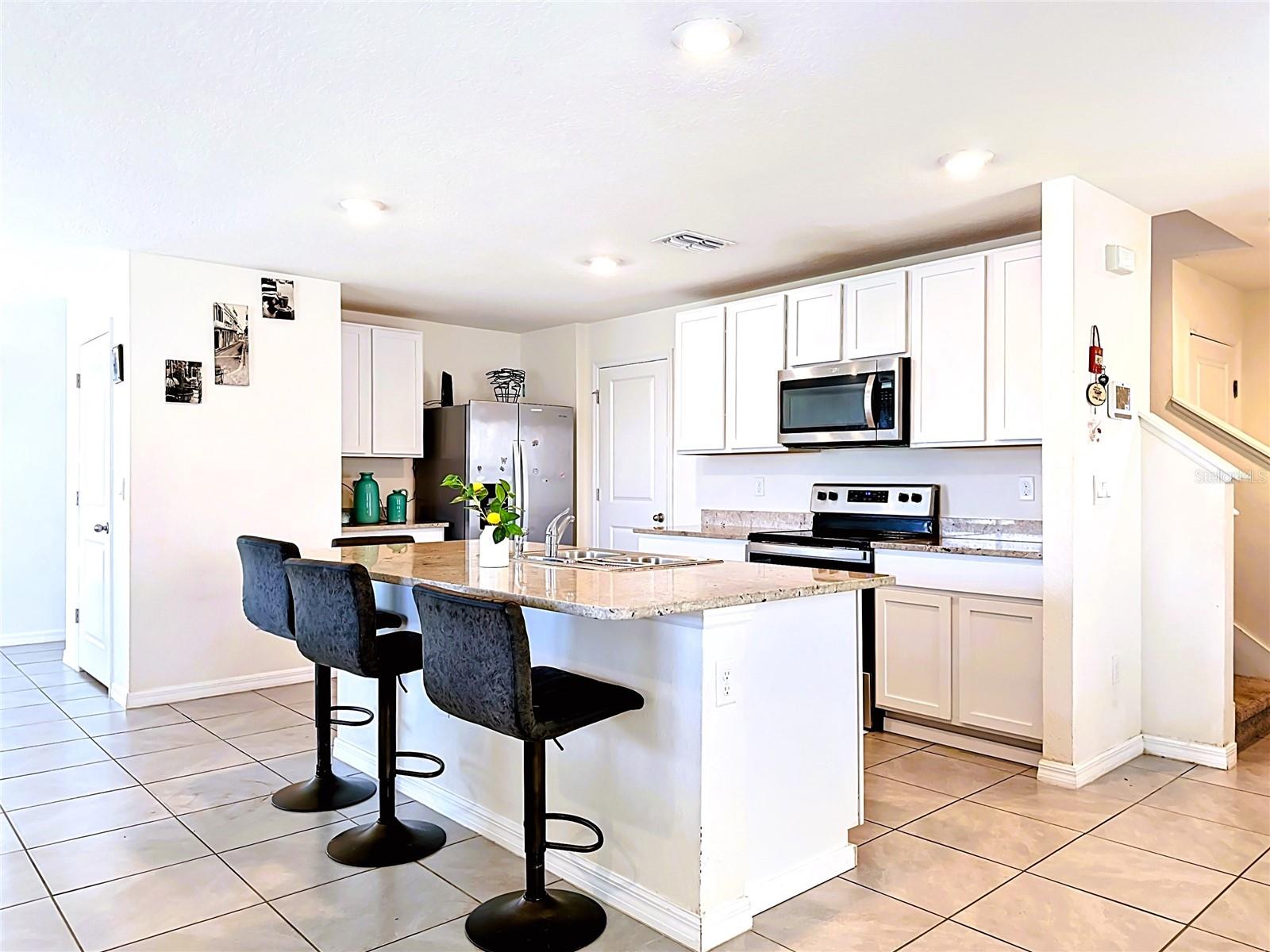 12142 Mountain Island Trl Property Photo 12