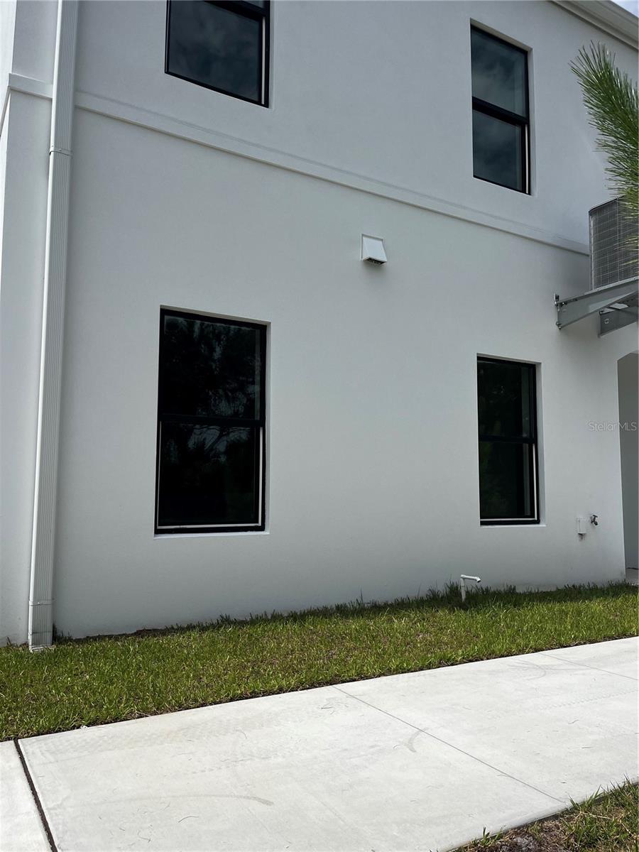 4363 Cambio Gardens Ct Property Photo 3