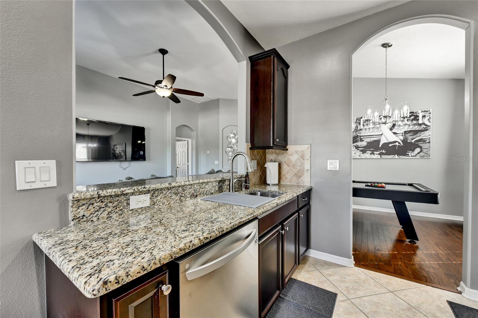 7514 Forest Mere Dr Property Photo 16