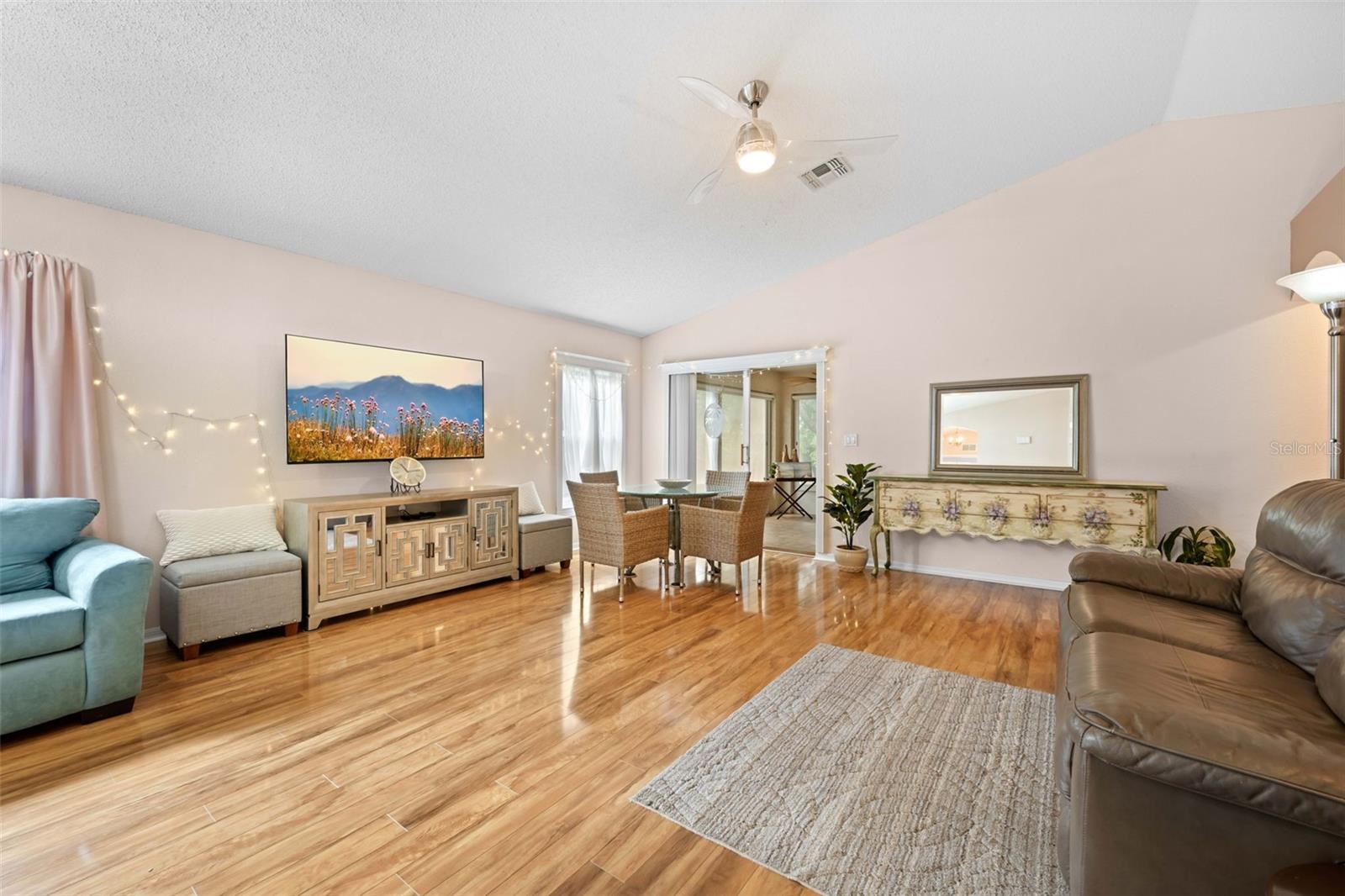 11132 Heathrow Ave Property Photo 27