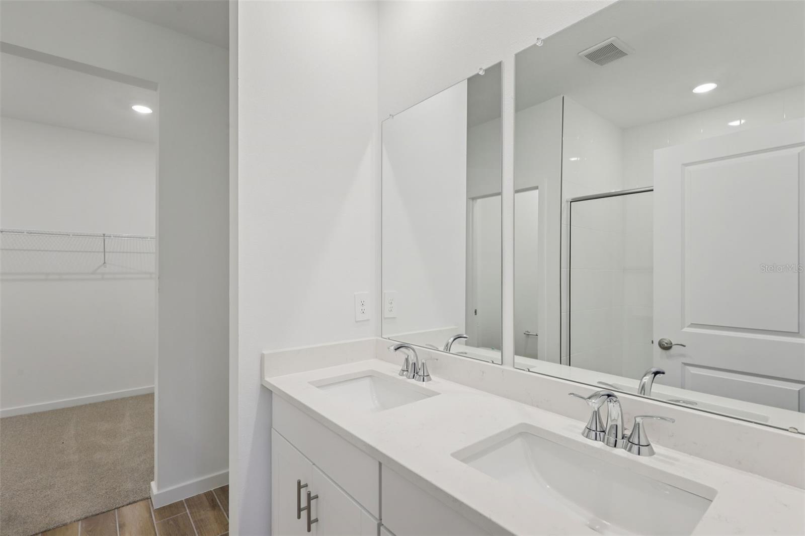 32 Garni Dr Property Photo 14