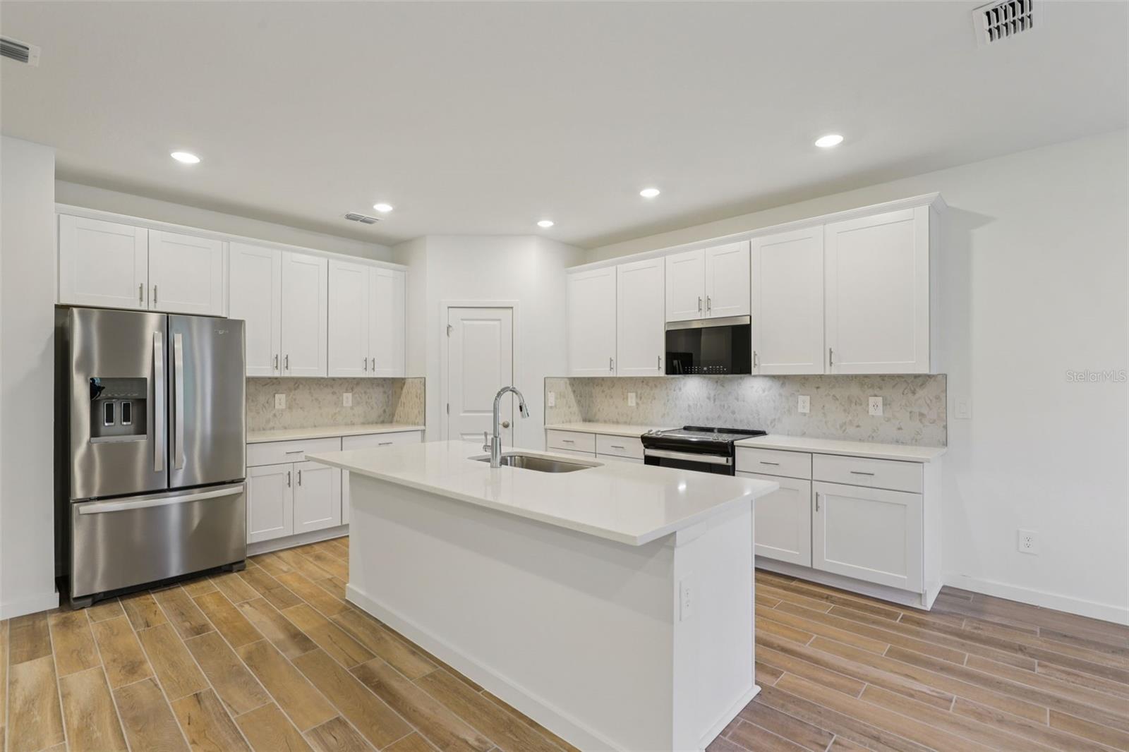 32 Garni Dr Property Photo 21