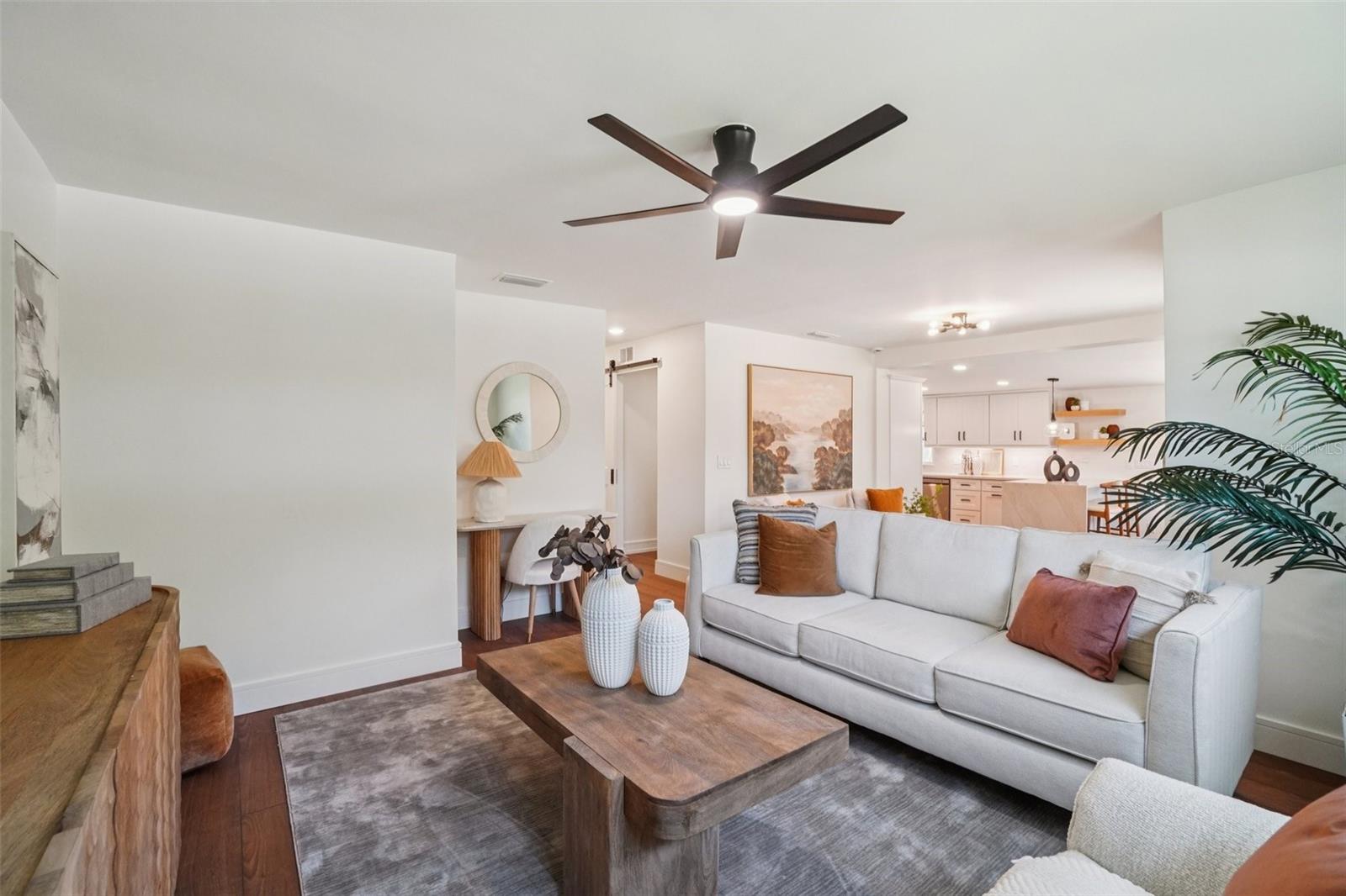 3123 W La Salle St Property Photo 15