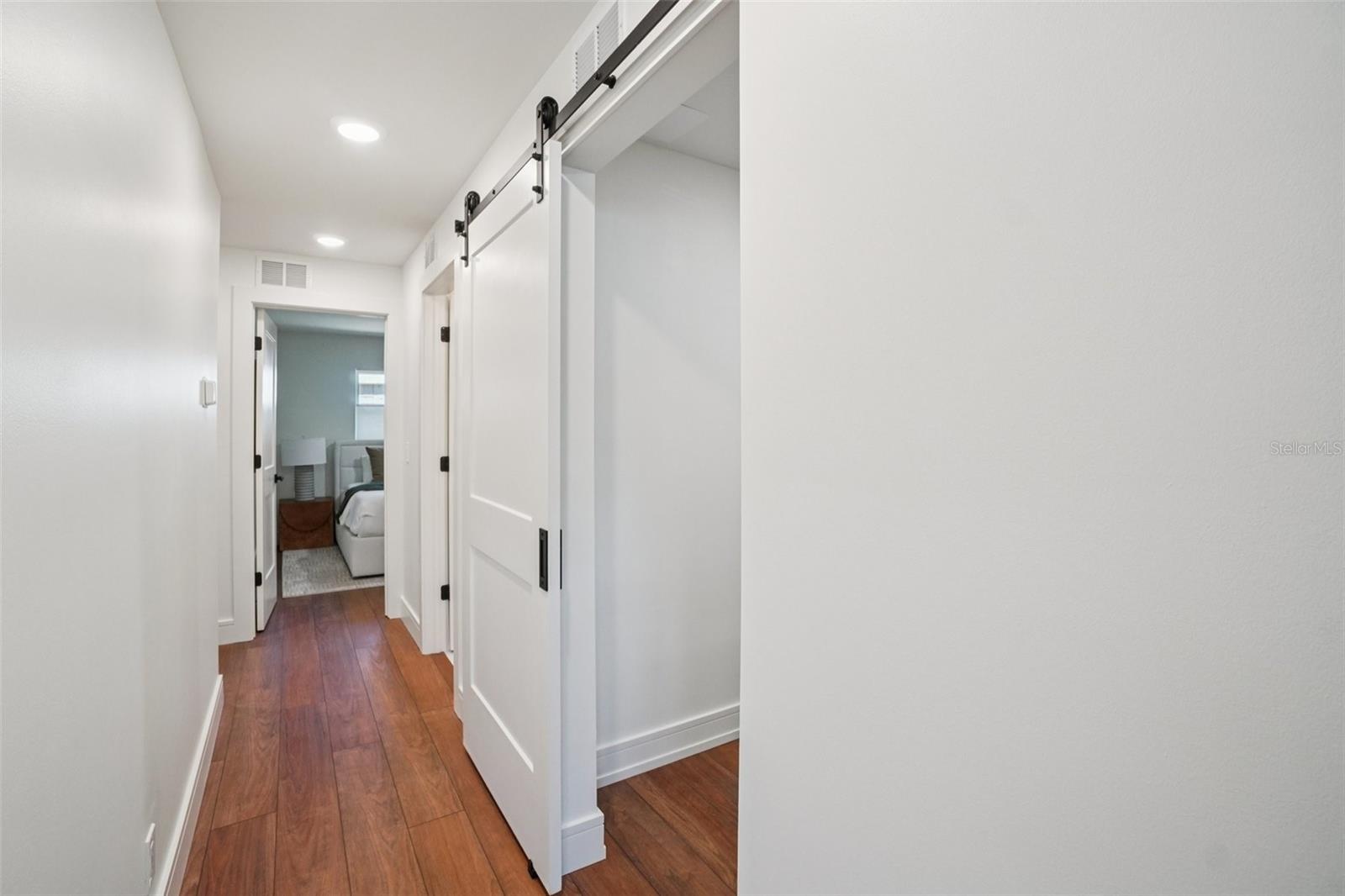 3123 W La Salle St Property Photo 26