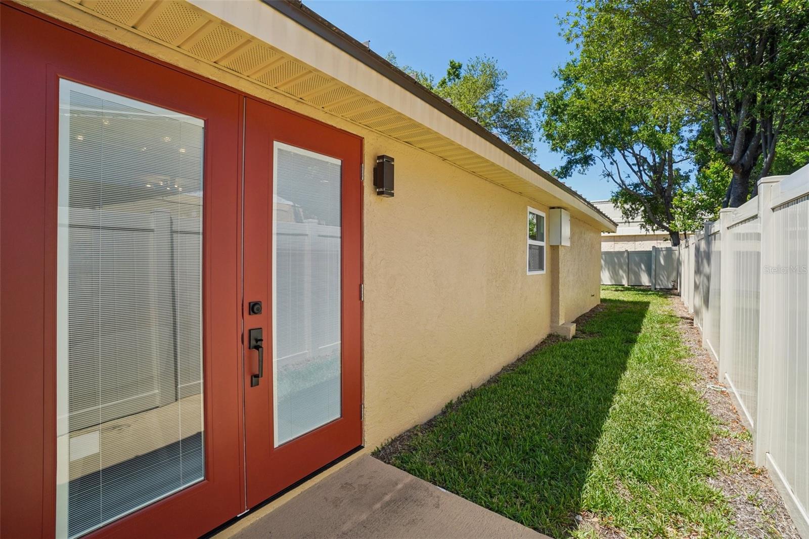3123 W La Salle St Property Photo 34