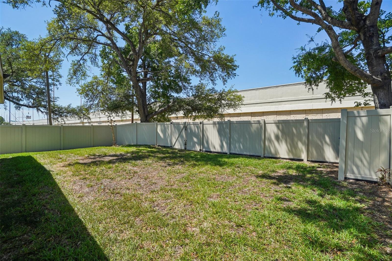 3123 W La Salle St Property Photo 35
