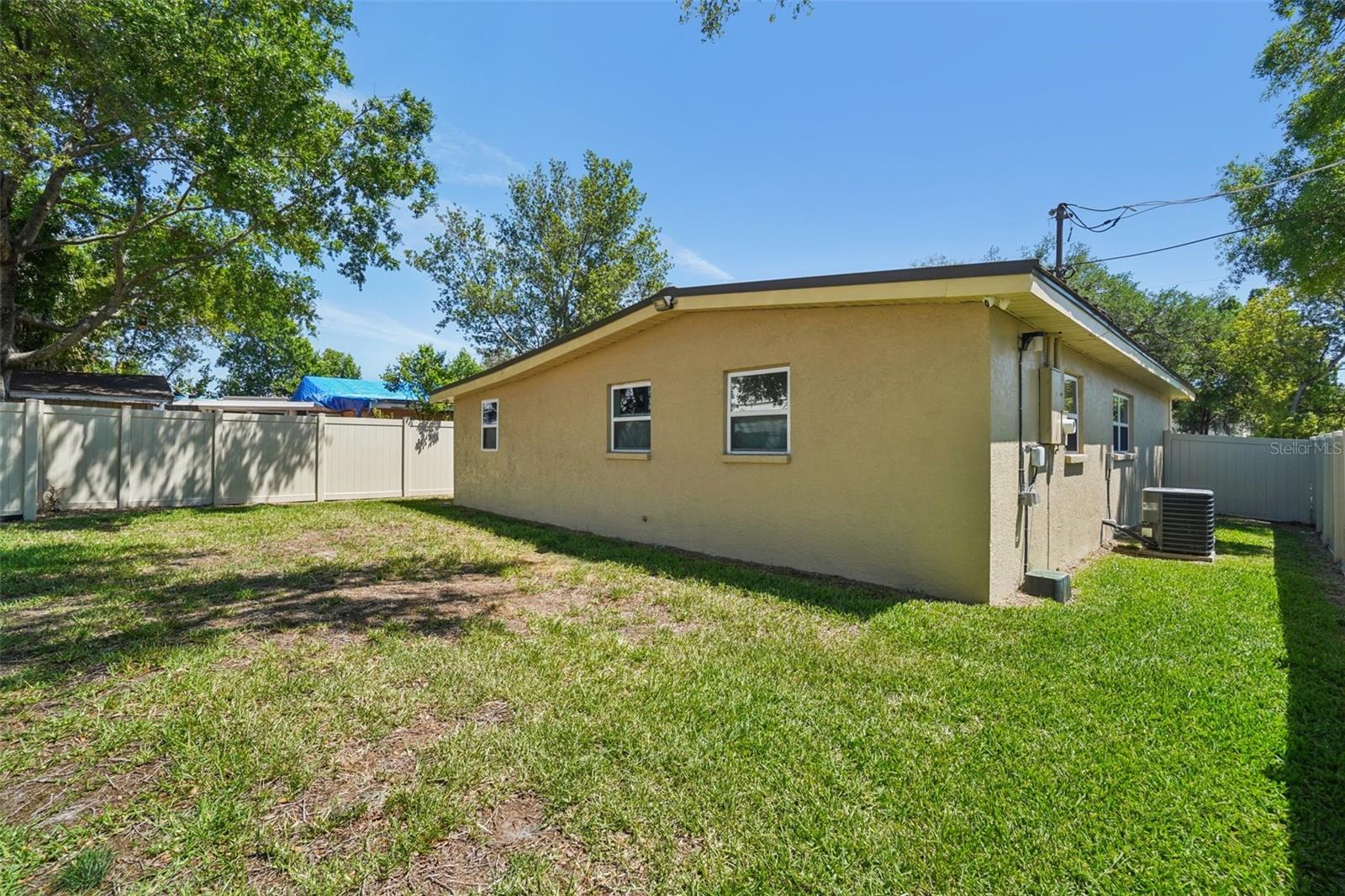 3123 W La Salle St Property Photo 38