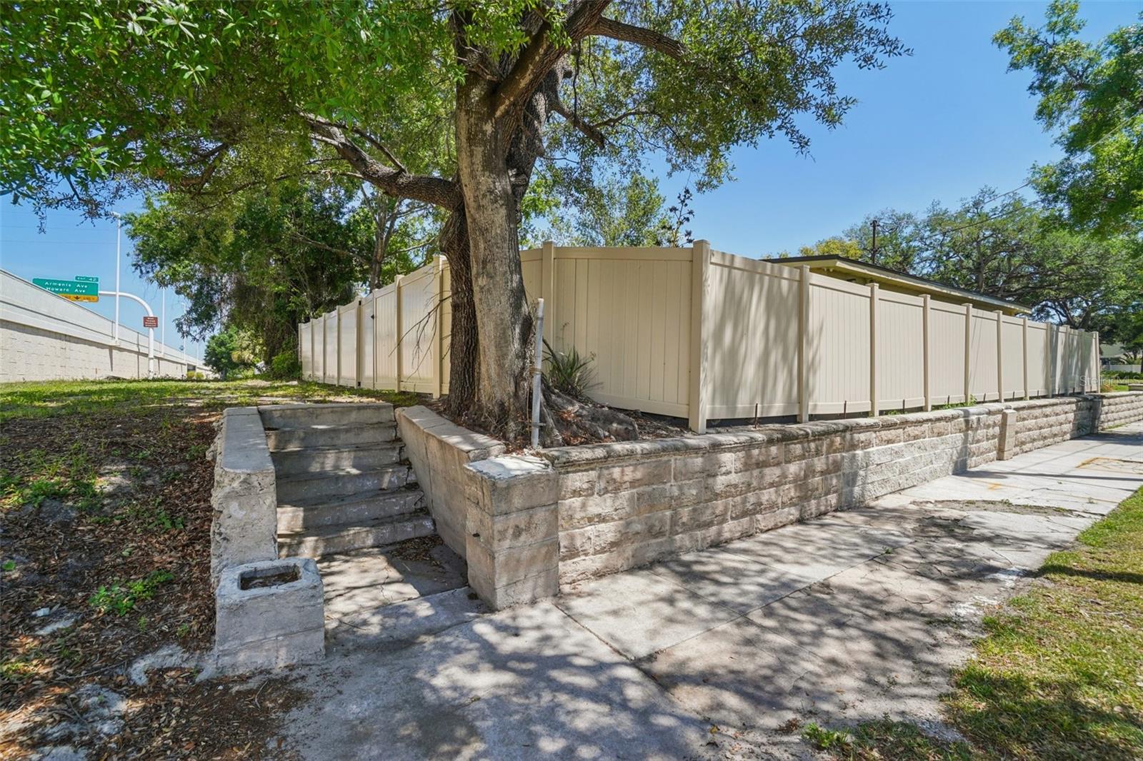 3123 W La Salle St Property Photo 39