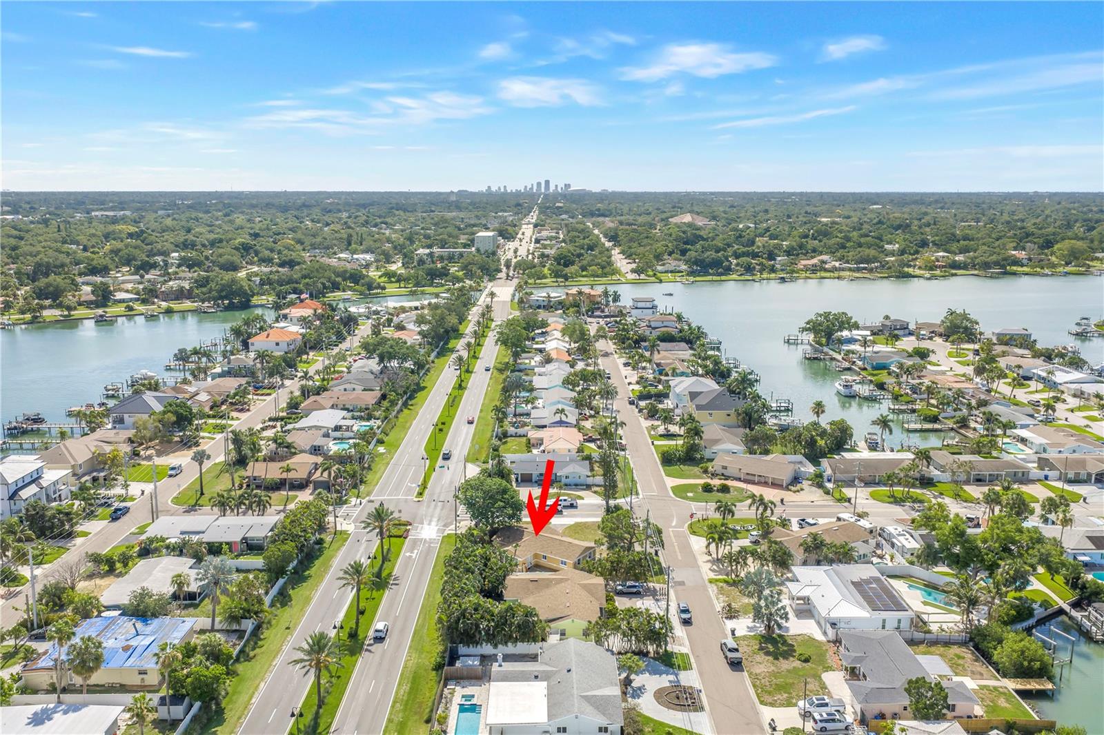 7901 Causeway Blvd S Property Photo 16