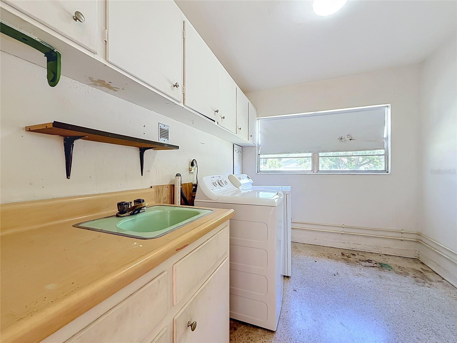 605 Courtney Dr Property Photo 33