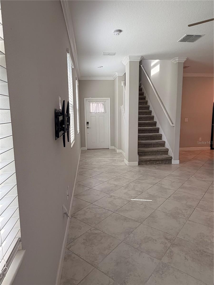 1384 White Fox Run Property Photo 4