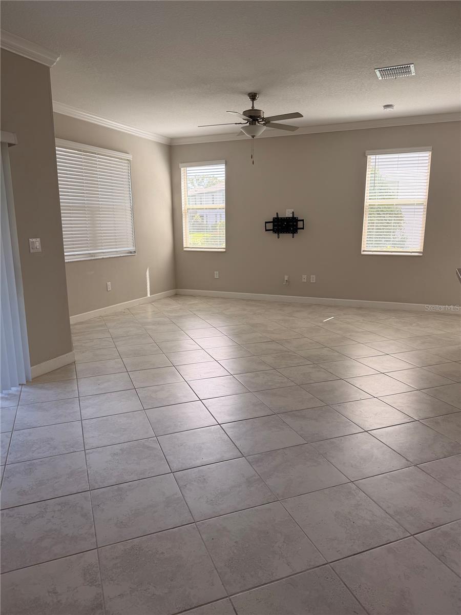 1384 White Fox Run Property Photo 14
