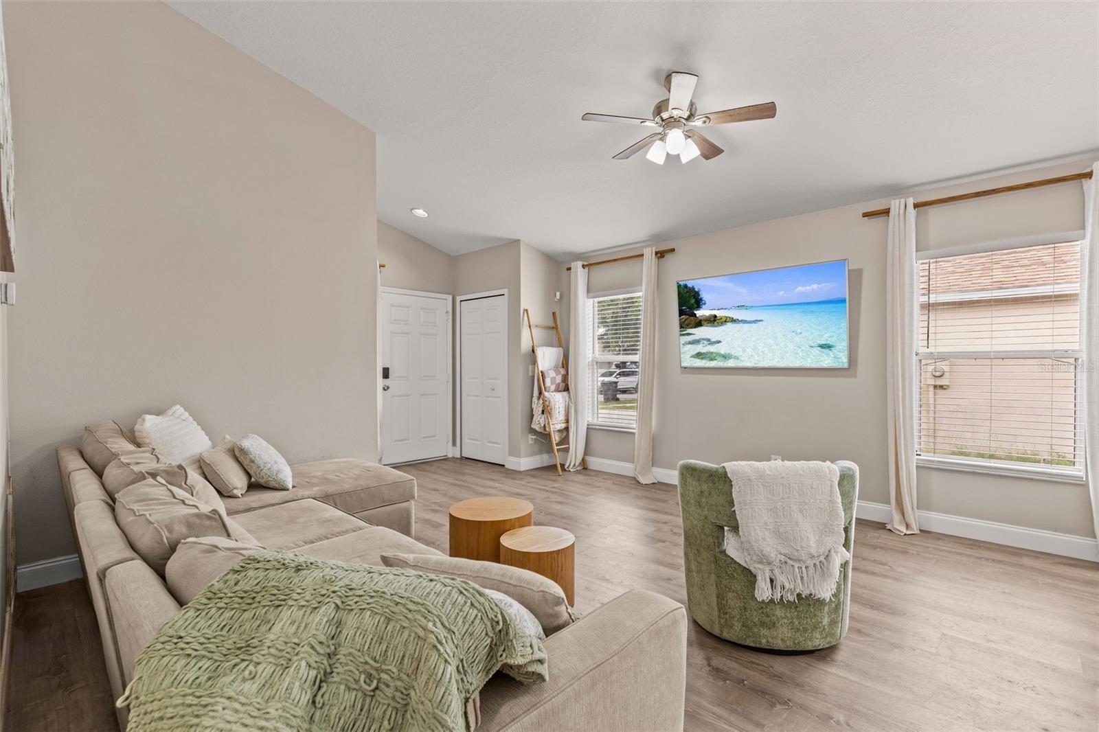 10611 Lakeside Vista Dr Property Photo 6