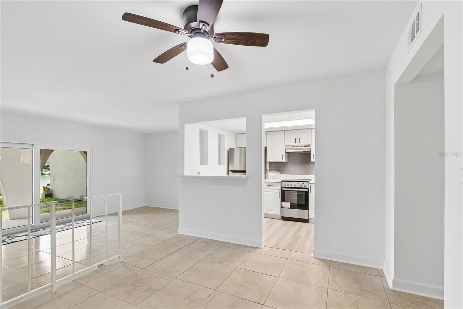 552 Plaza Seville Ct #97 Property Photo 5