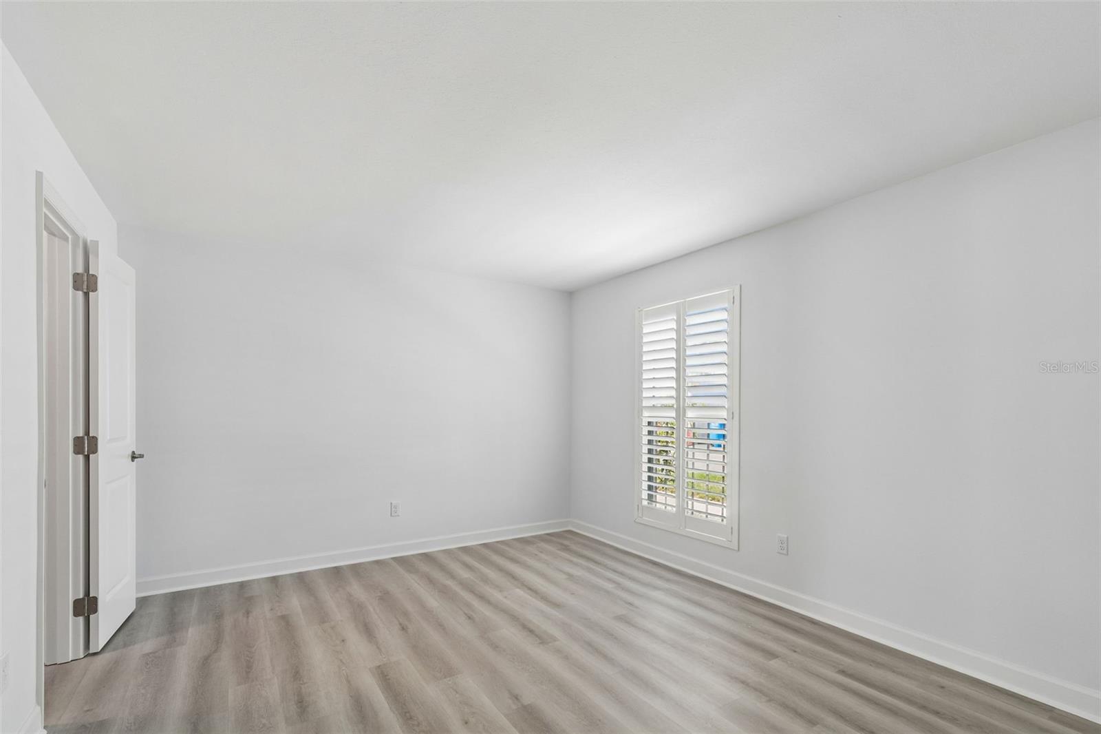 552 Plaza Seville Ct #97 Property Photo 15