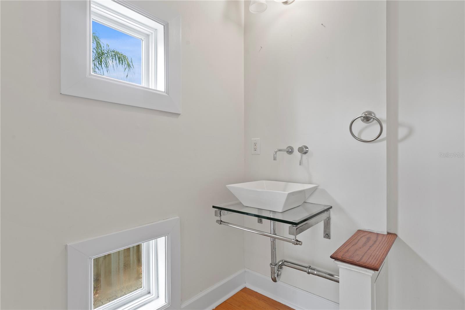 512 S Glen Ave Property Photo 24