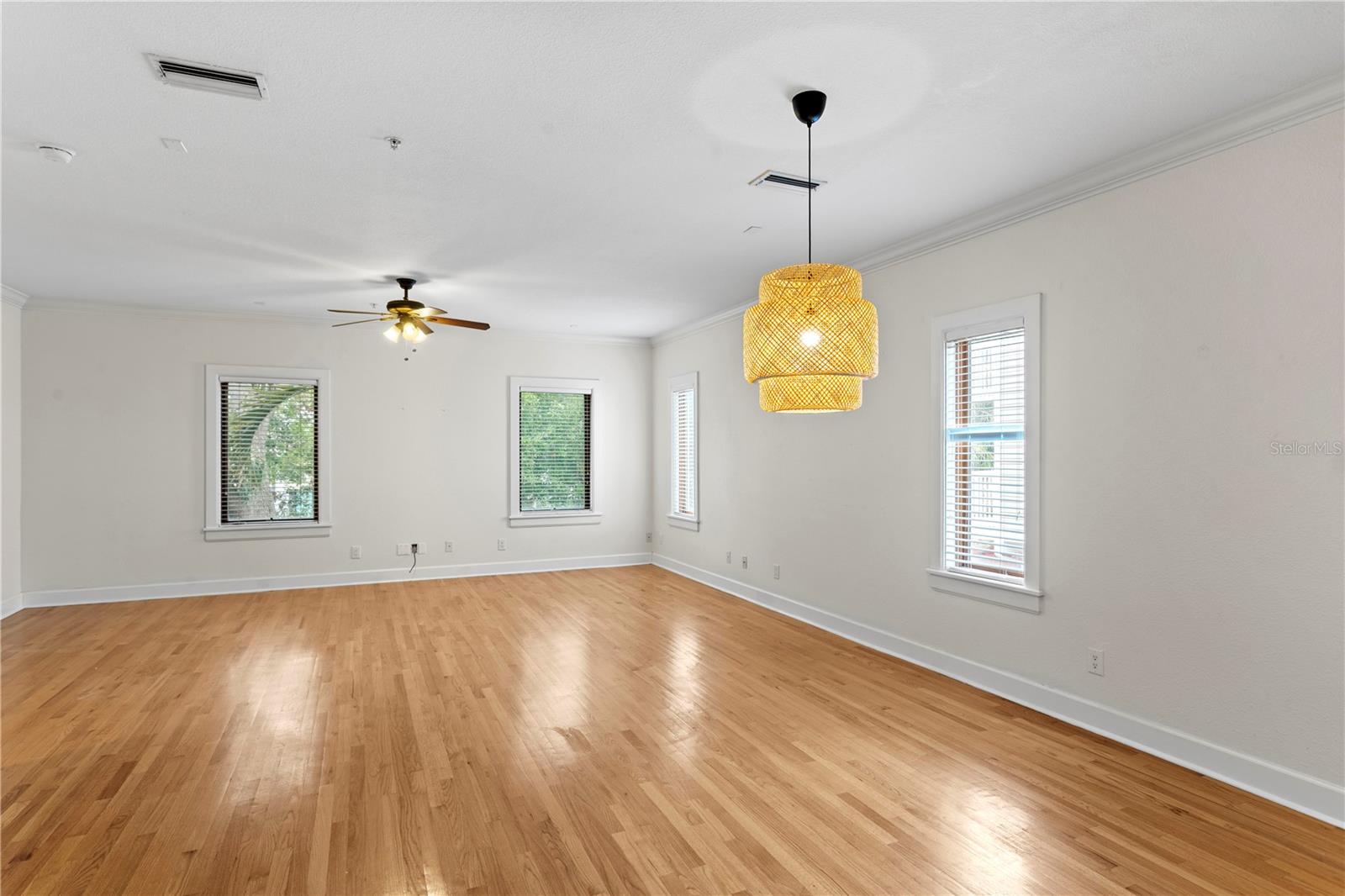 512 S Glen Ave Property Photo 27