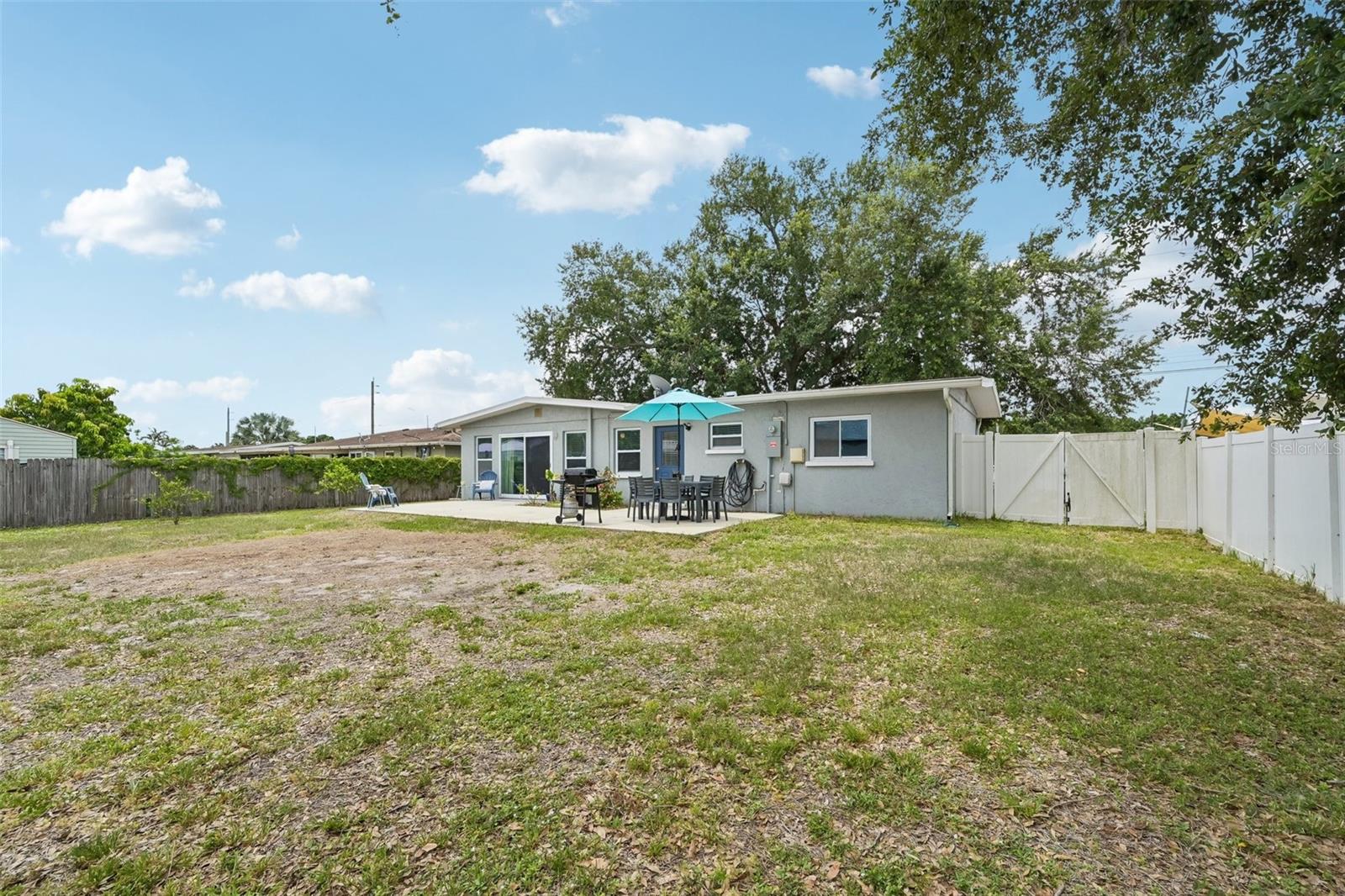 5005 Bee Ridge Rd Property Photo 20