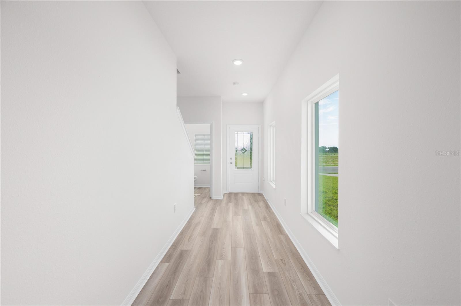 1208 Wahneta Ct Property Photo 4