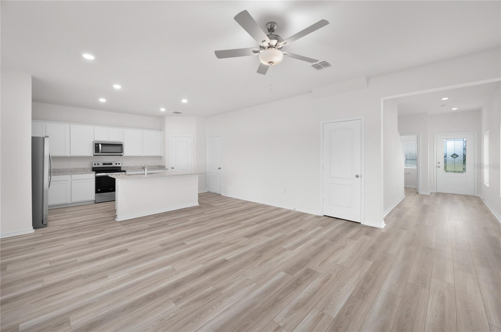 1208 Wahneta Ct Property Photo 7