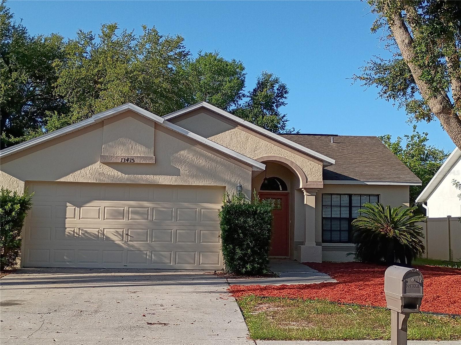 13415 Beechberry Dr Property Photo 2