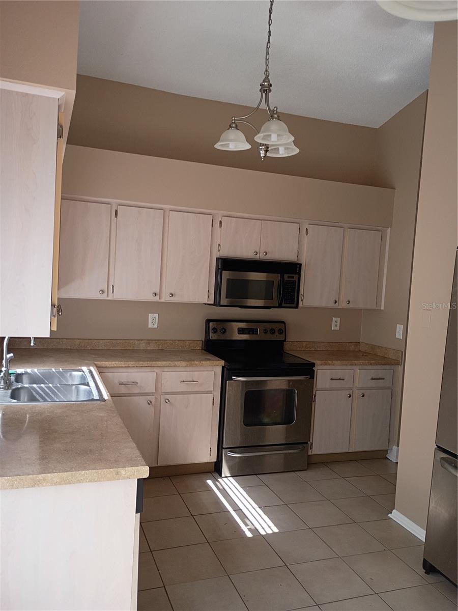 13415 Beechberry Dr Property Photo 4