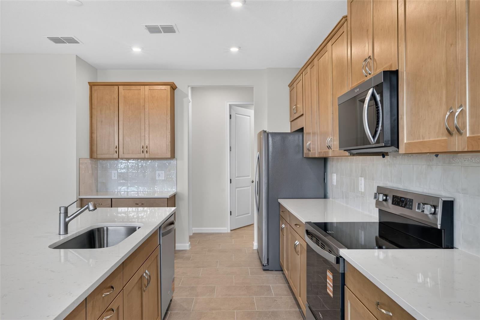 18476 Green Garden Ct Property Photo 11