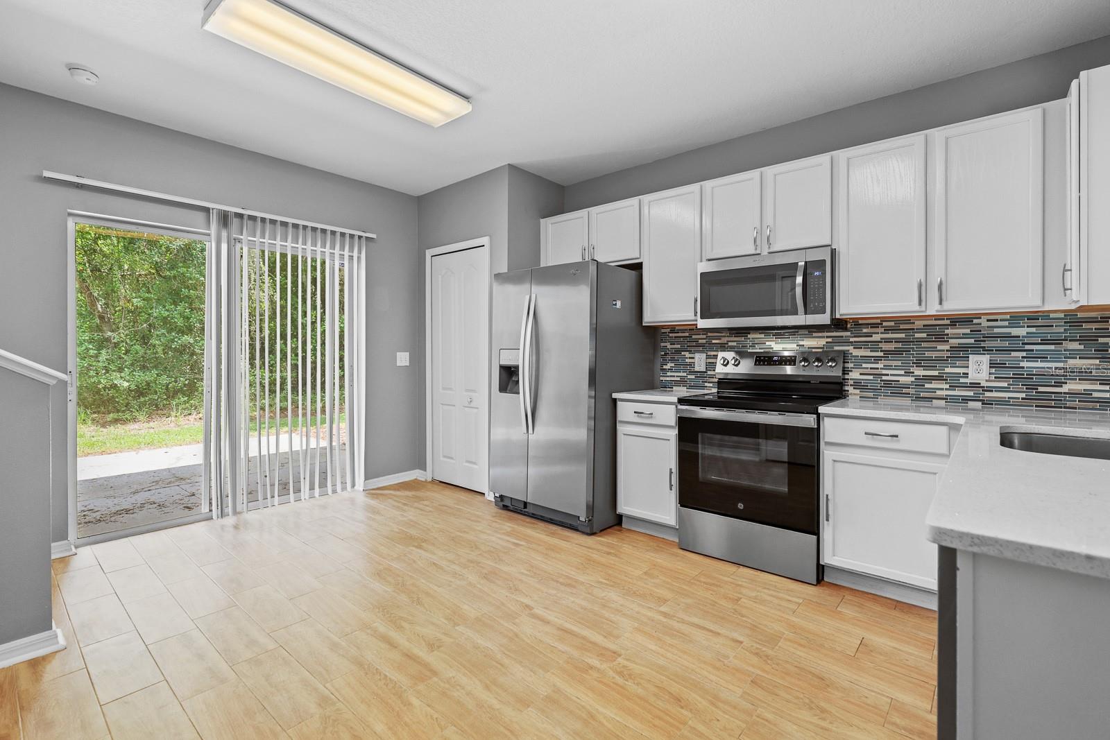 5879 Fishhawk Ridge Dr Property Photo 6