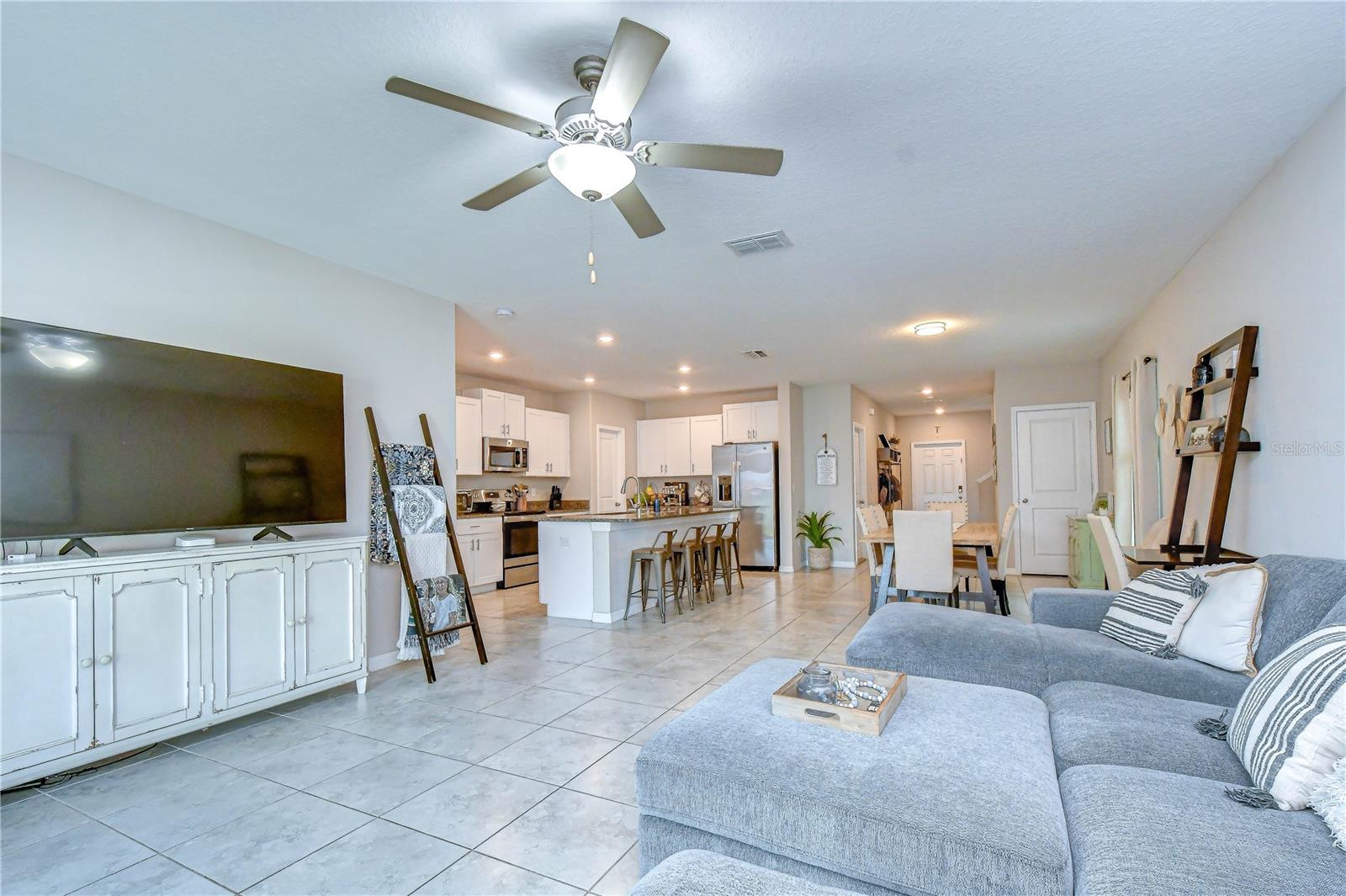 17917 Cloudless Bliss Dr Property Photo 9