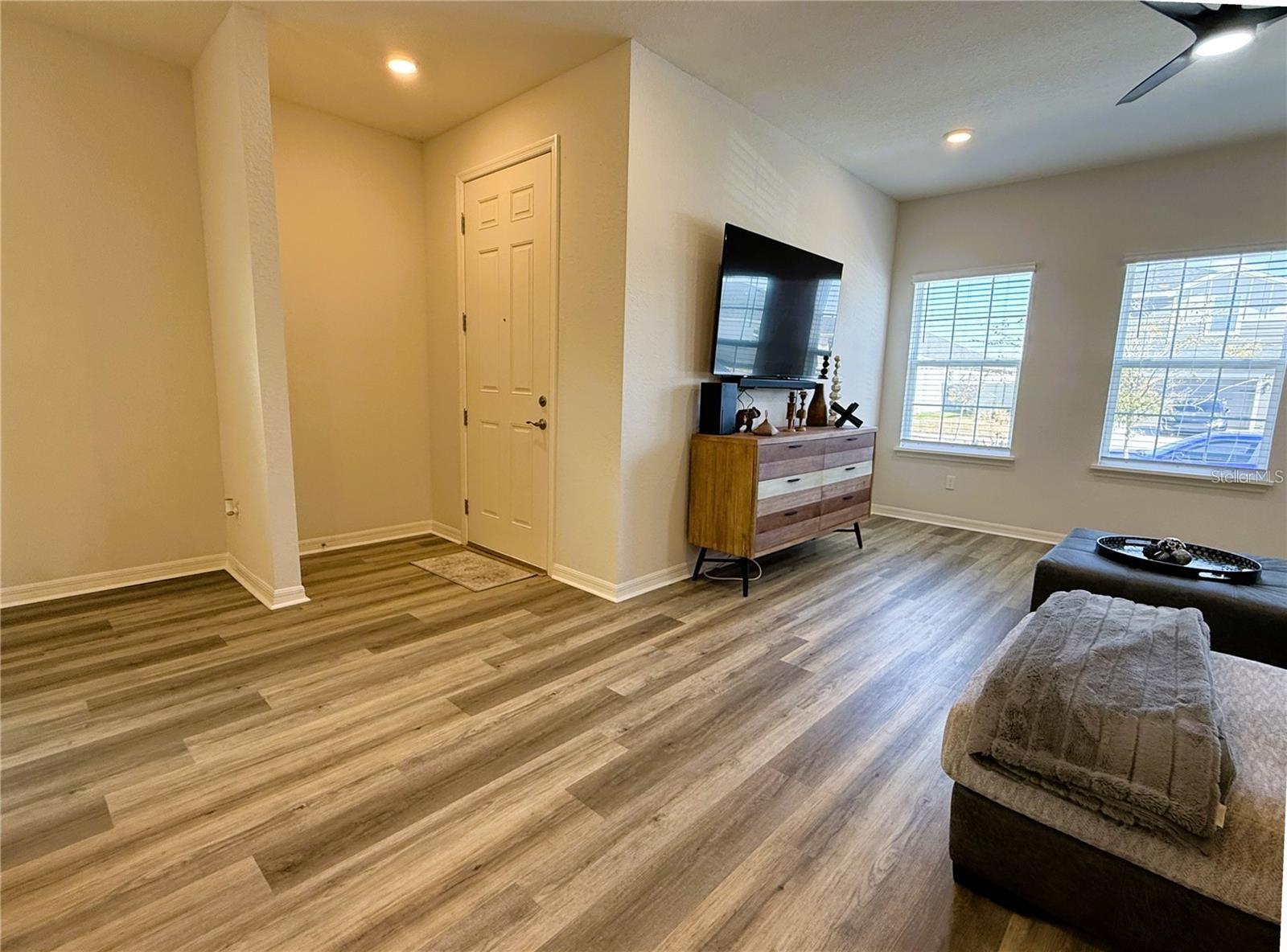 390 Windy Willow Way Property Photo 6