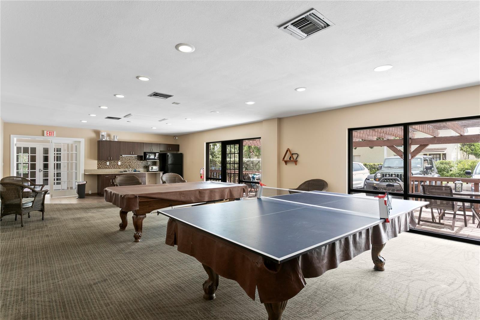 501 E Bay Dr #104 Property Photo 28