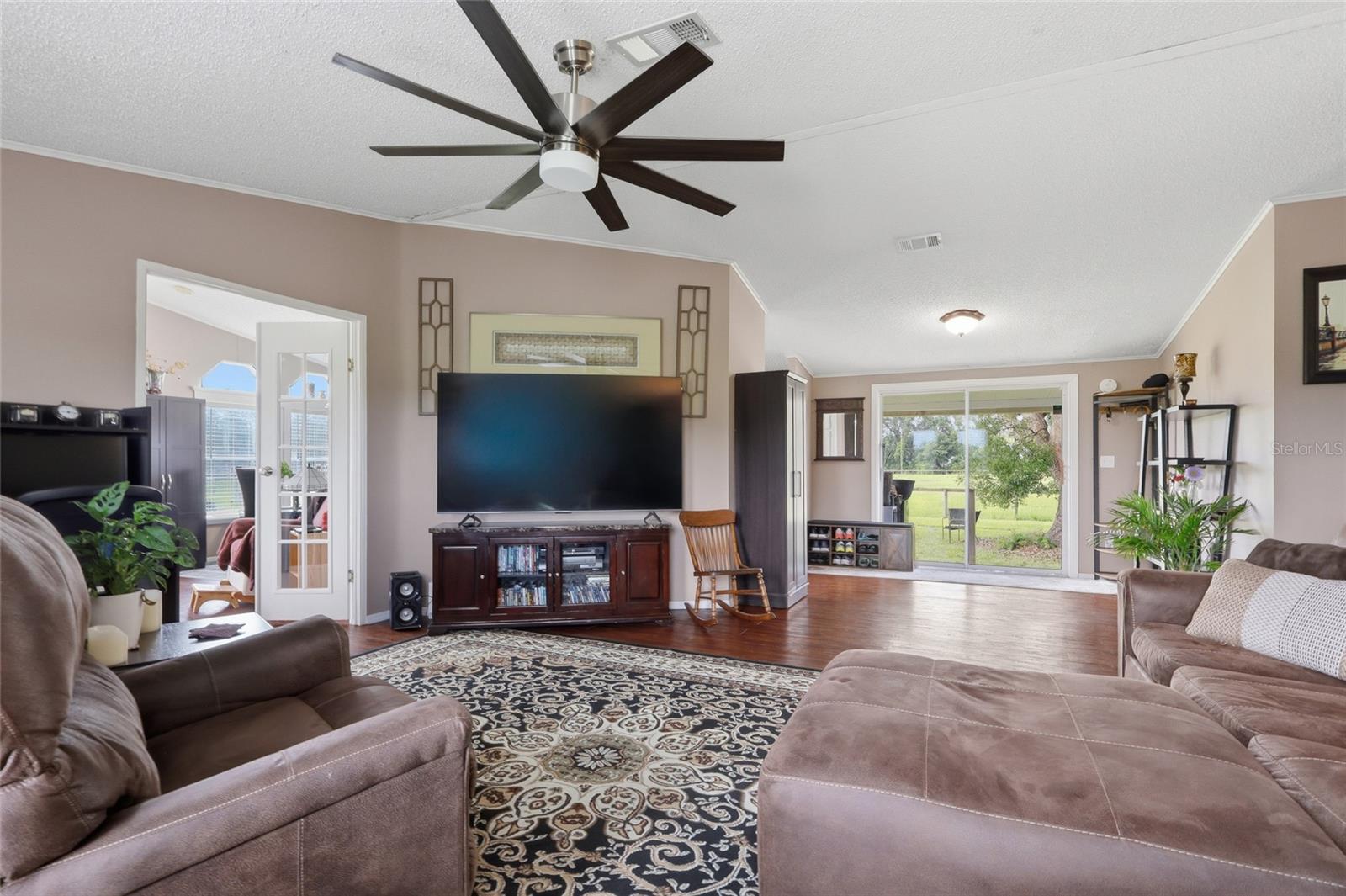 28651 Tupper Rd Property Photo 3