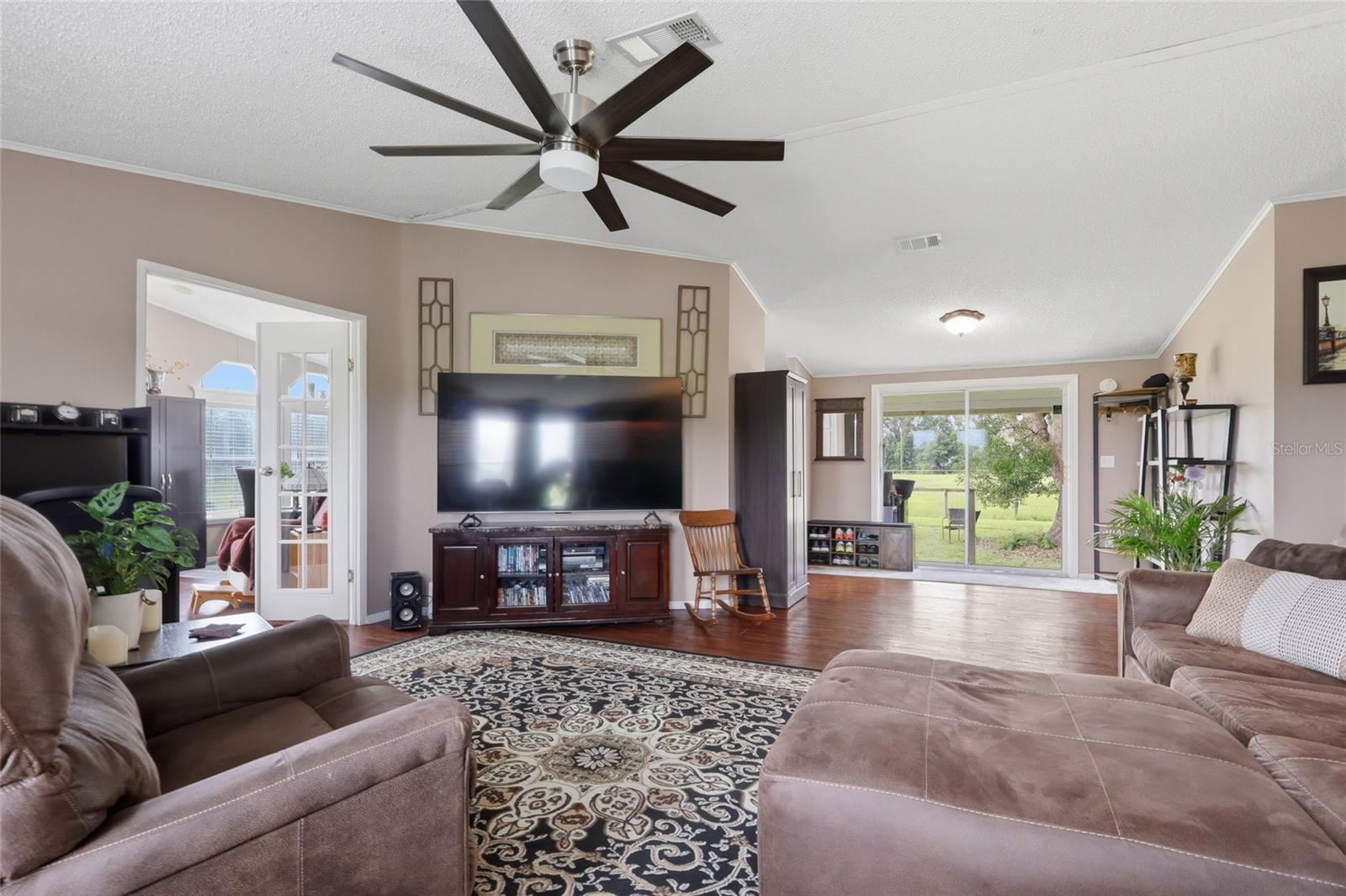 28651 Tupper Rd Property Photo 9
